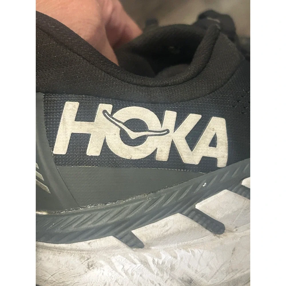 Hoka One One Clifton 7 Black White Running Shoes Womens Size 8.5 1110509